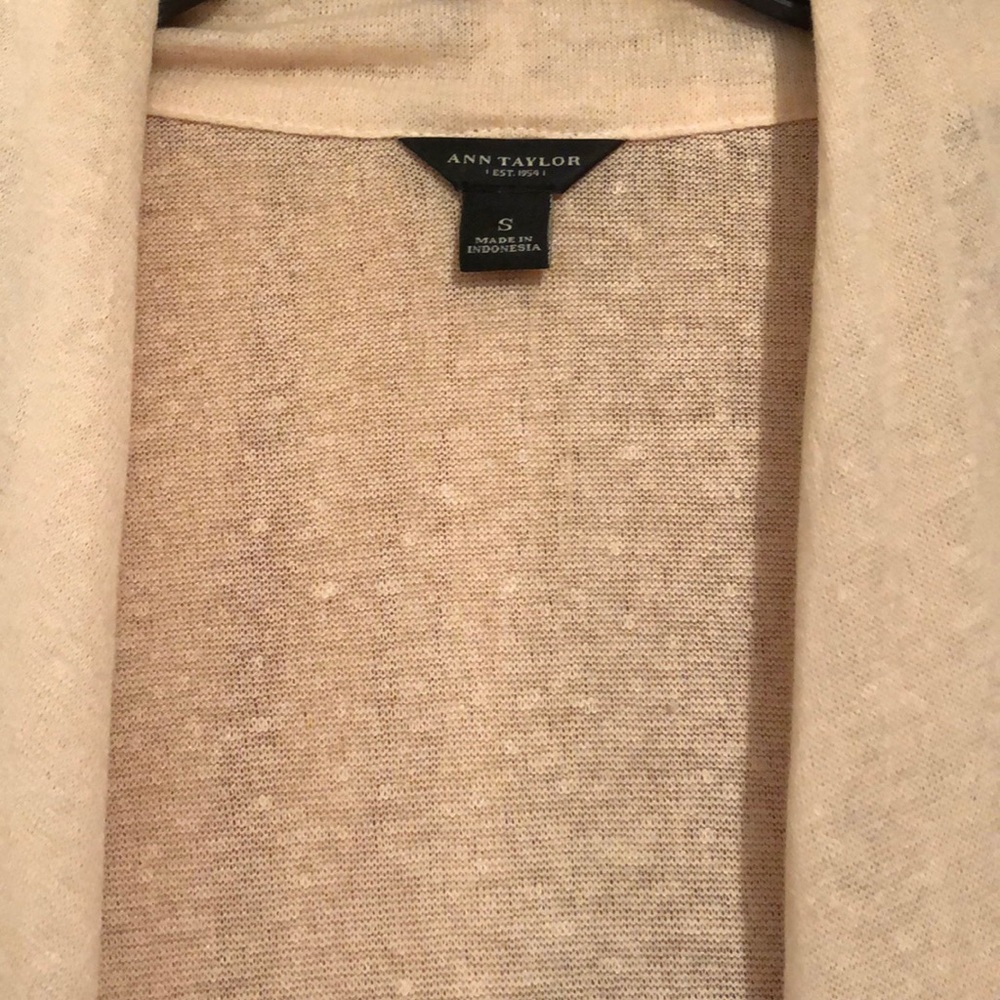 Cardigan sweater